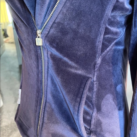 Freddy Active Wear Cowl Neck - Picture 5 of 9